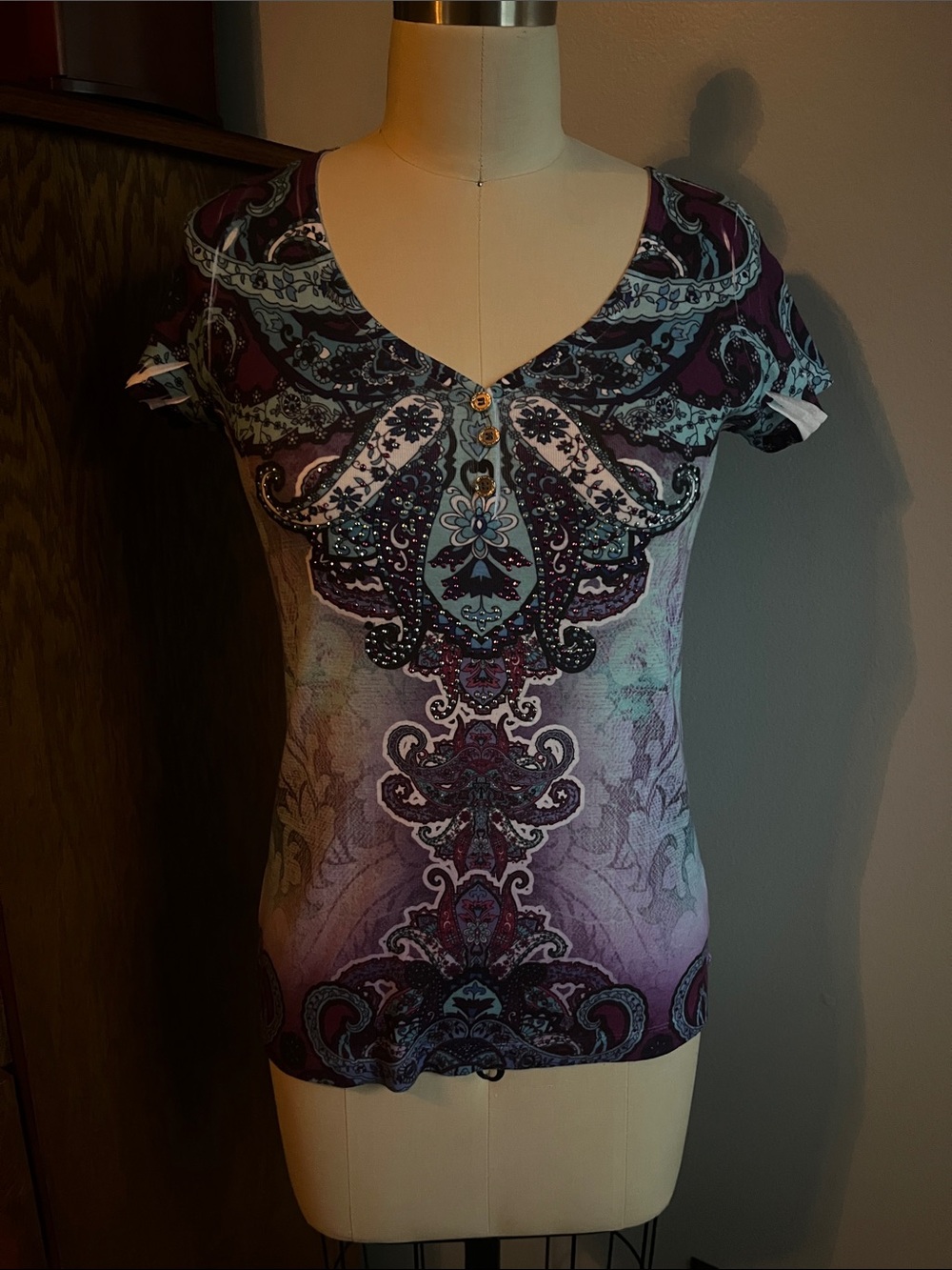 Apt. 9 Purple Teal Paisley V-Neck Short Sleeve Tee